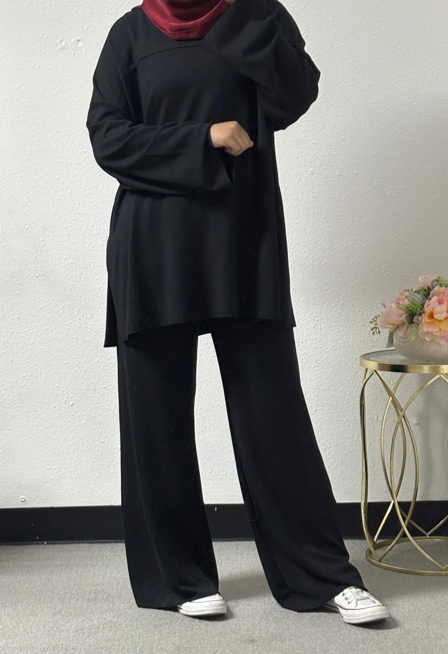 Two-piece simple set