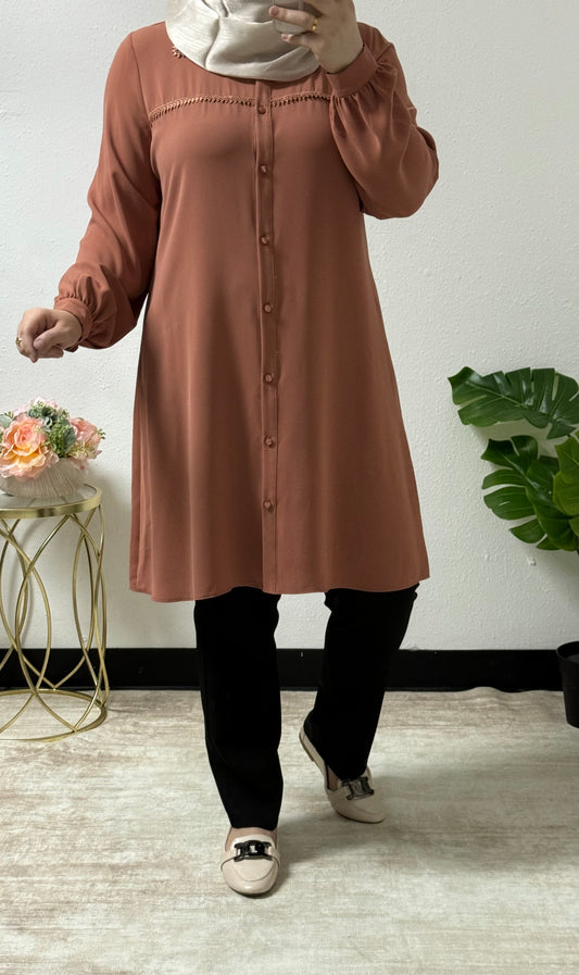 Elegant lace detail shirt