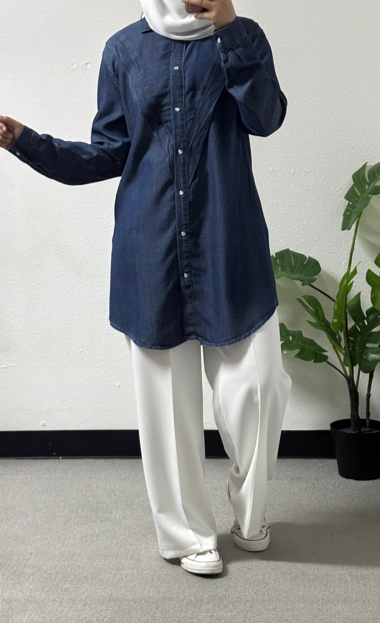 Classic ruffle shirt