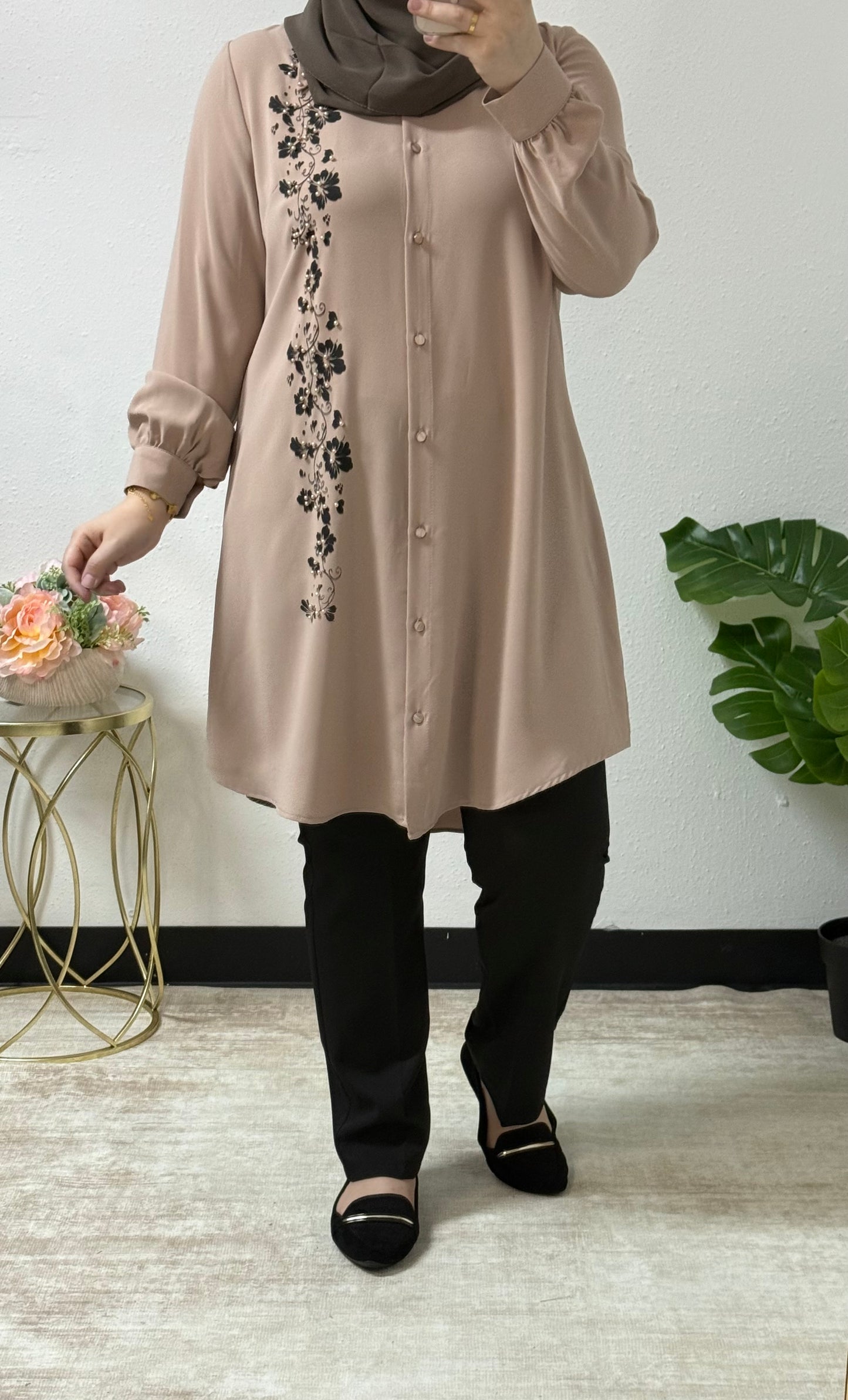 Floral/pearl long shirt