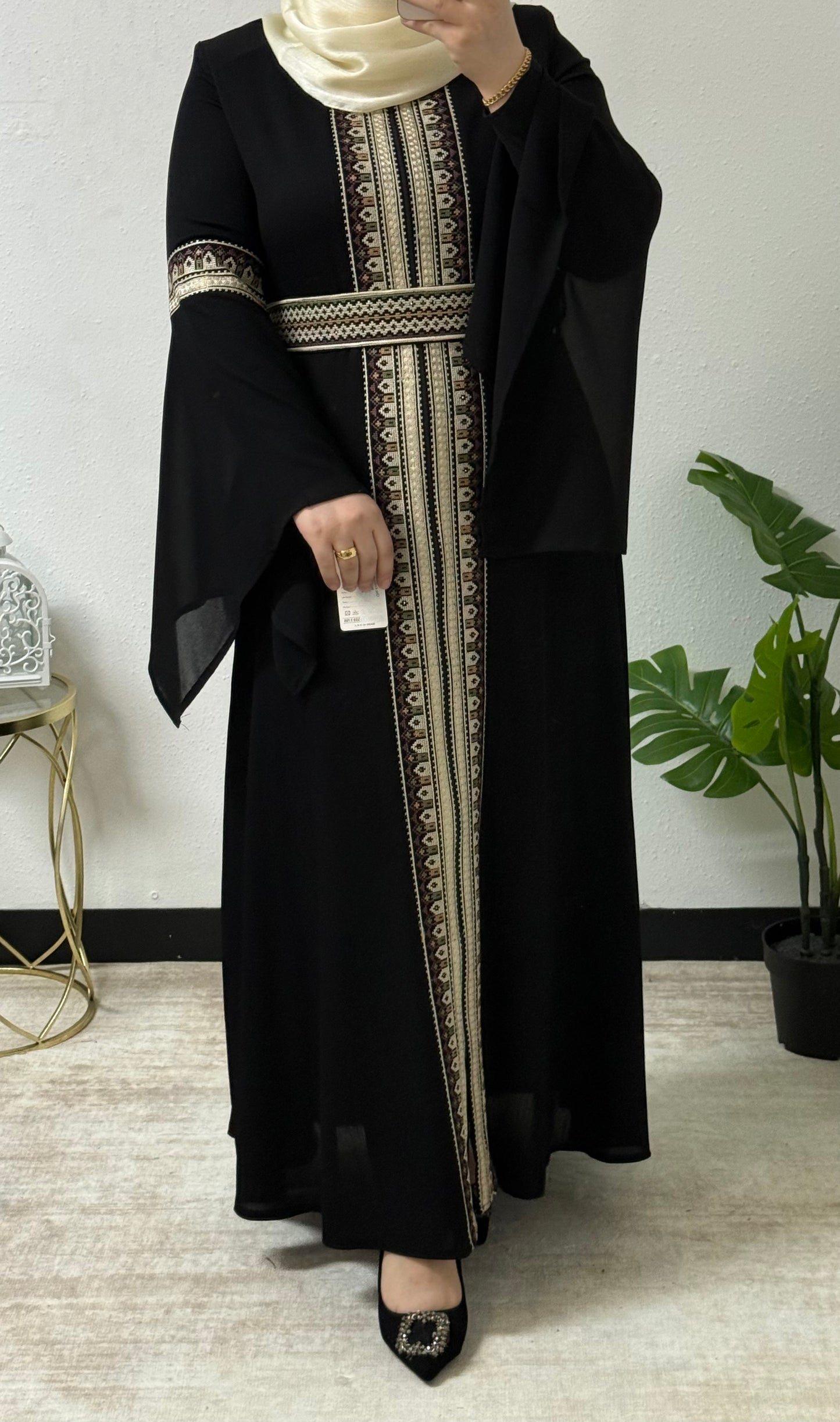 Chic Embroidered Abaya