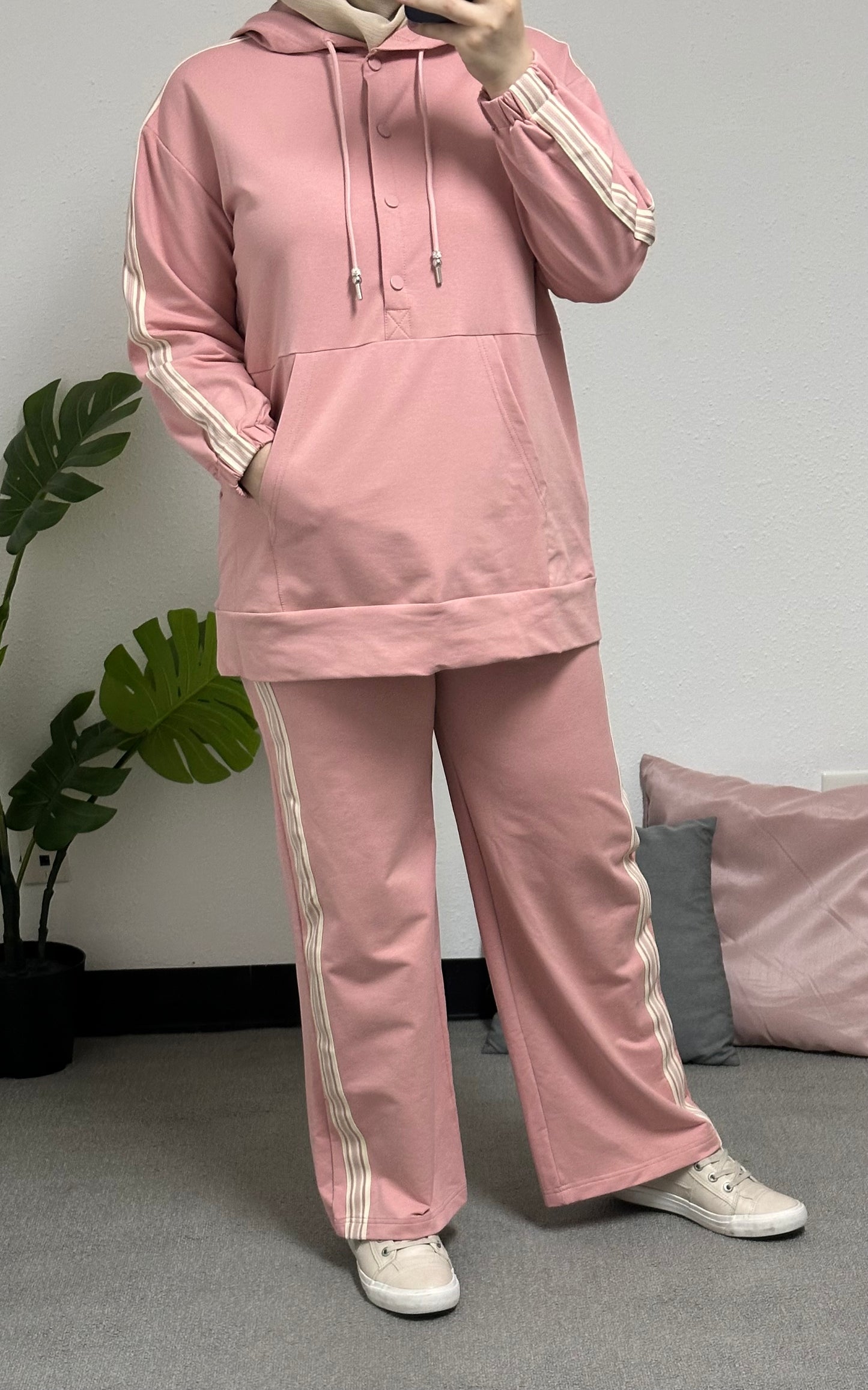 Two-piece cotton tracksuit set