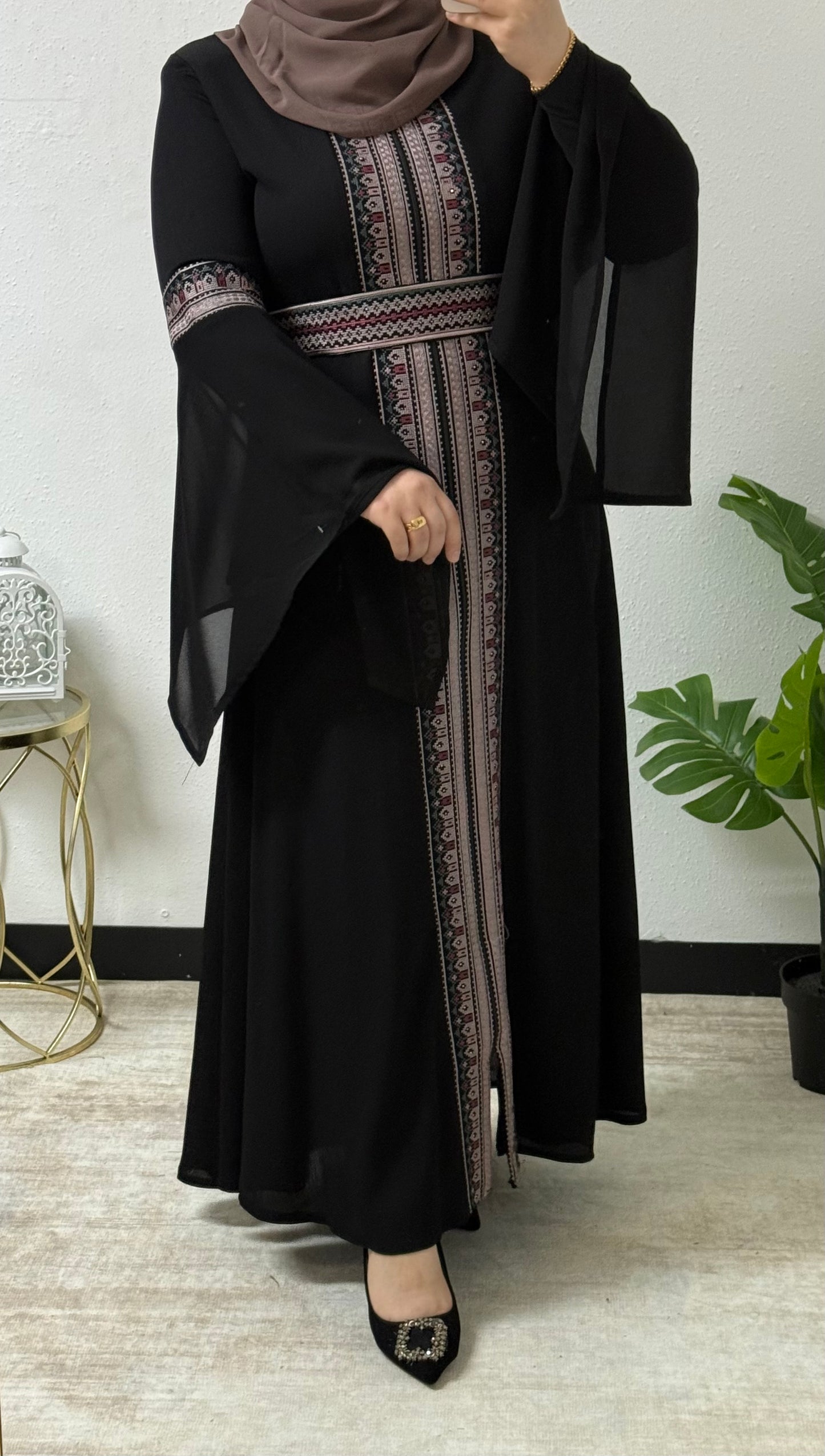 Chic Embroidered Abaya