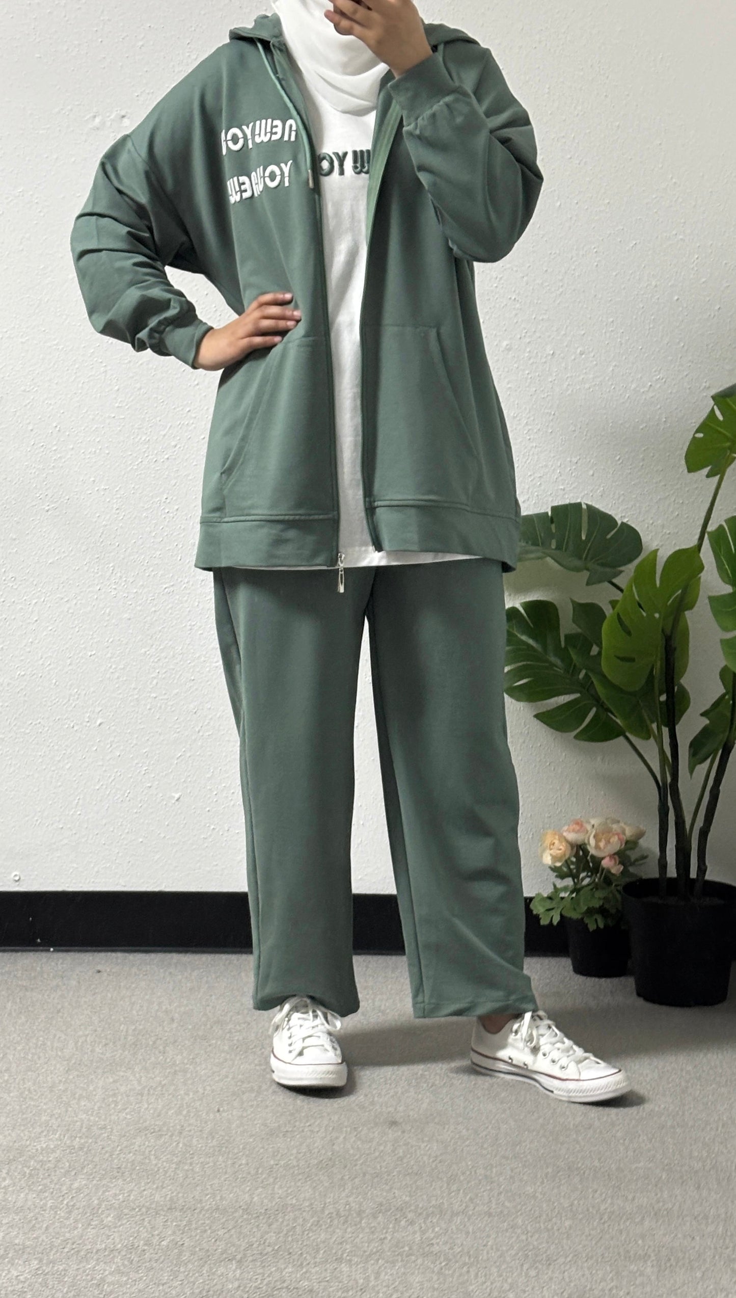 Three-pcs lettered embroidery set