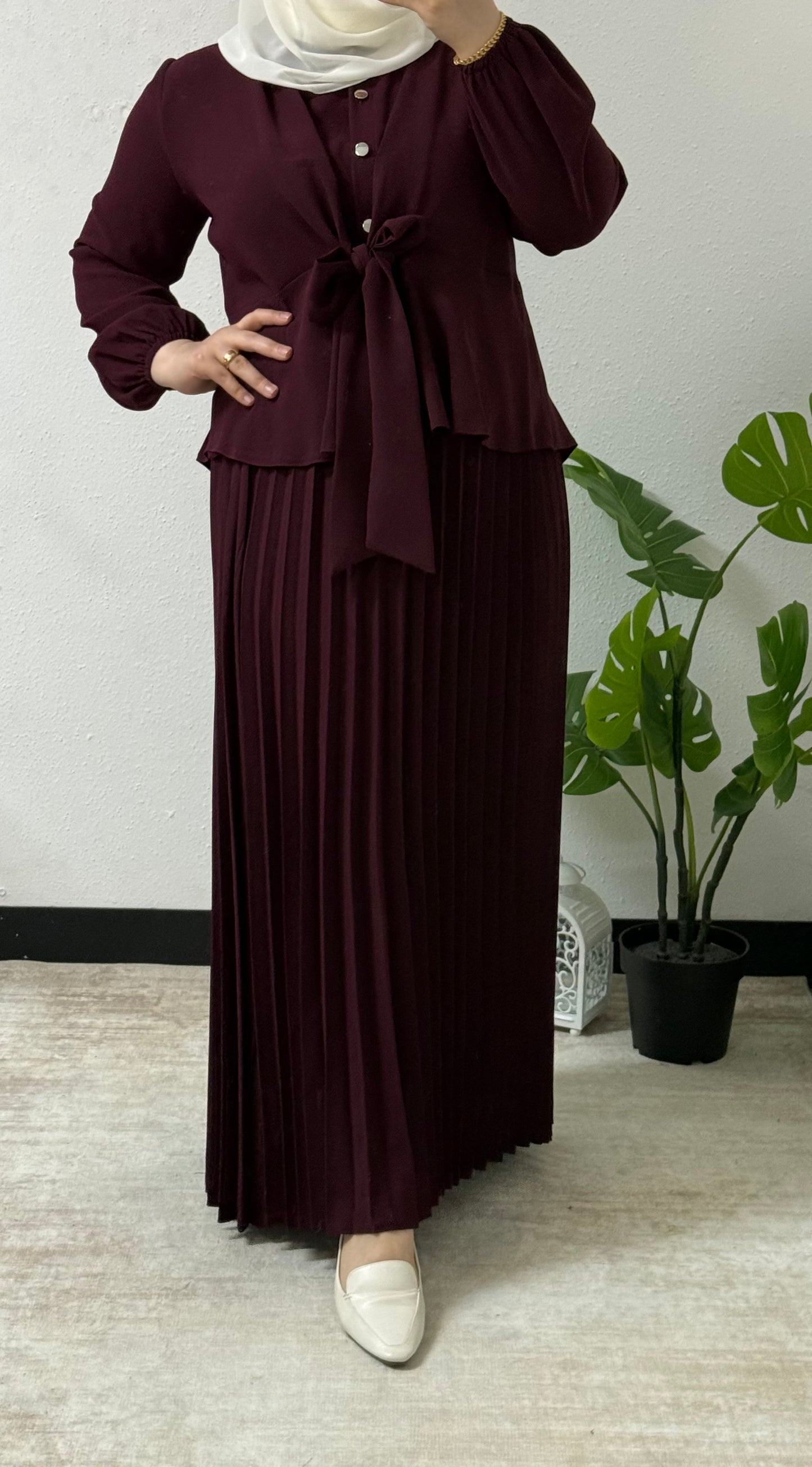 Graceful Business Skirt Set