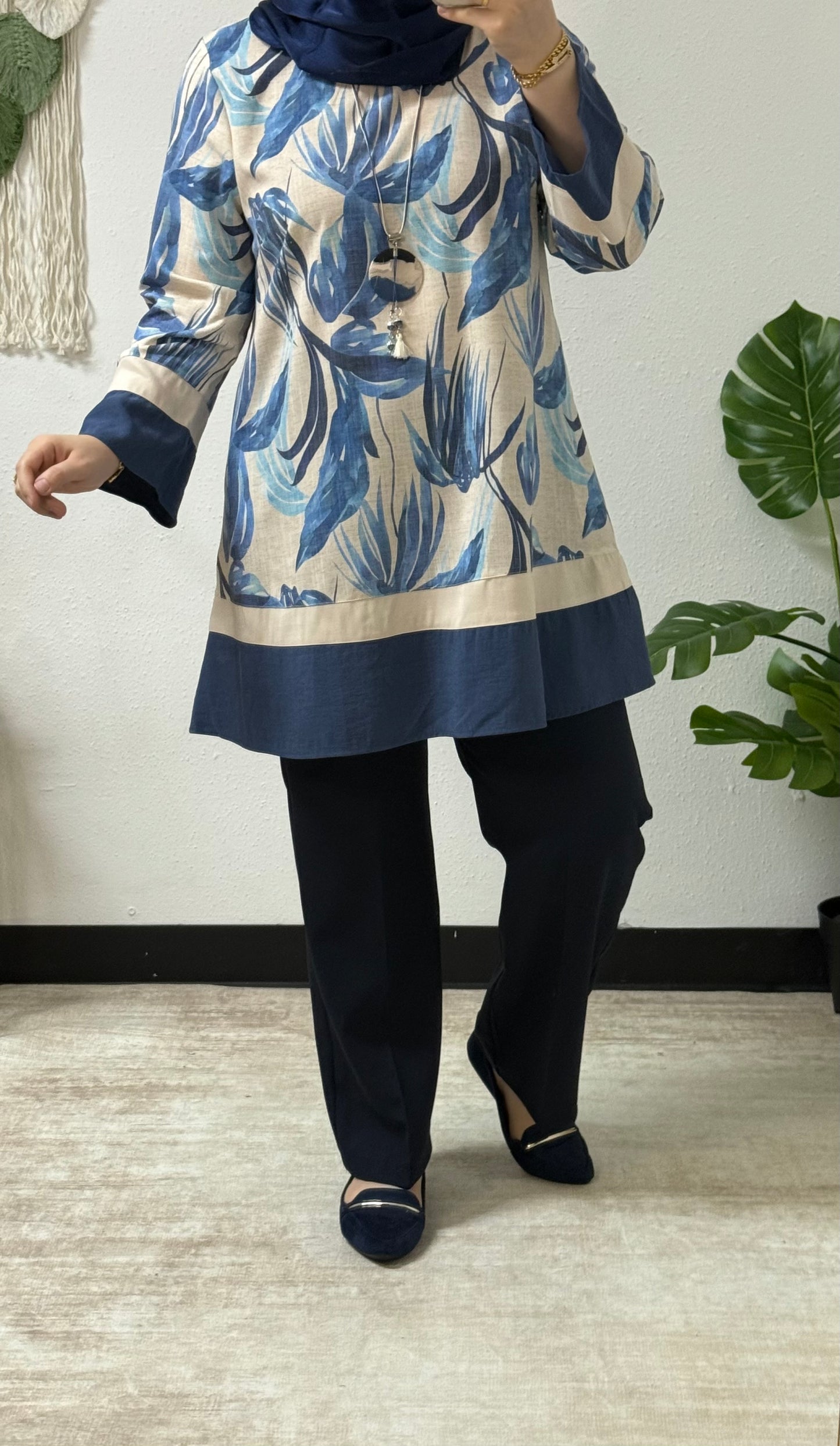Two-Toned Leaves Shirt