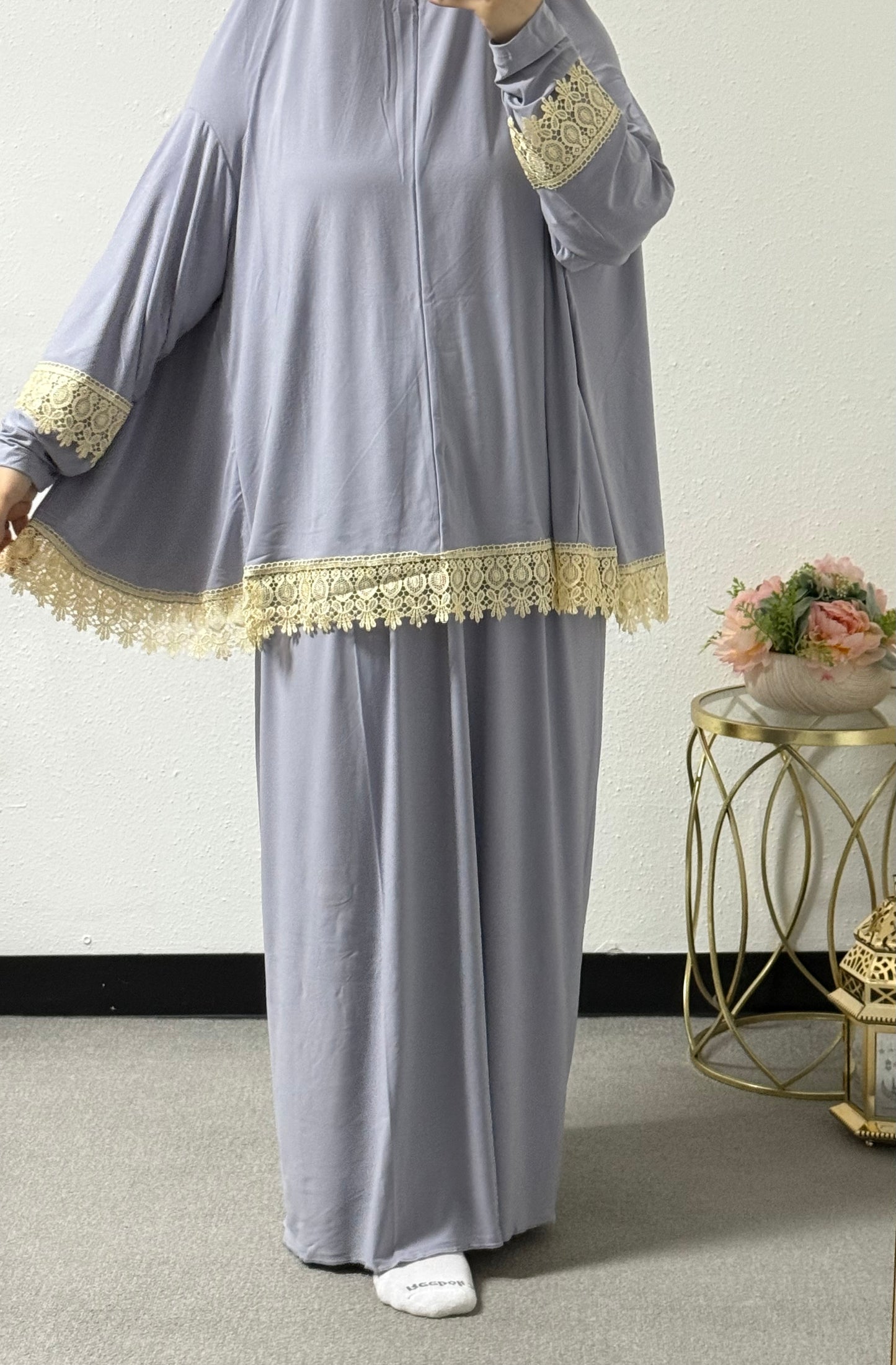 Prayer clothes - Lace