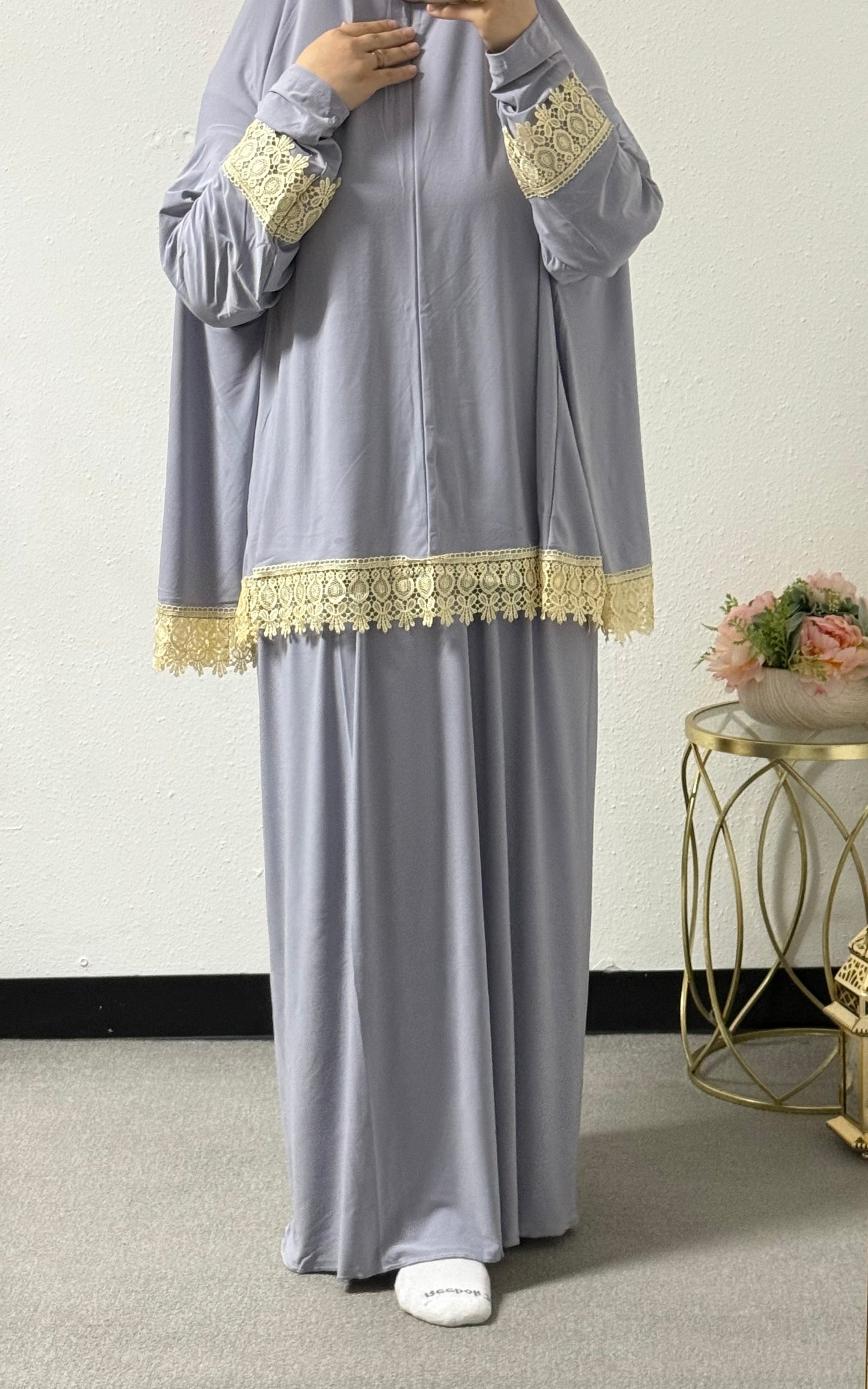 Prayer clothes - Lace