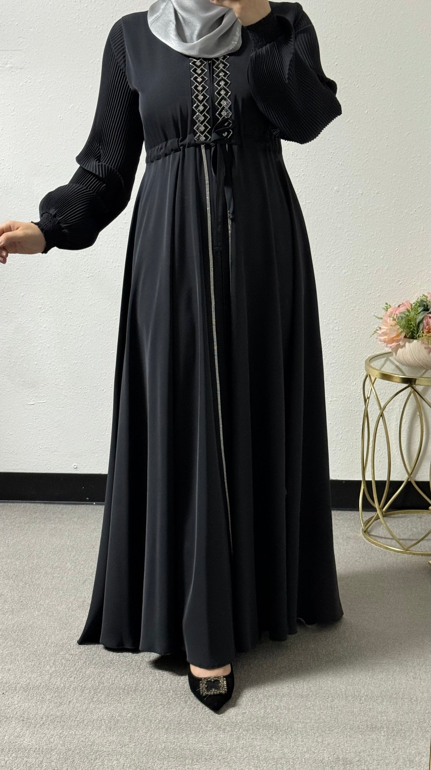 One-piece classic beaded abaya