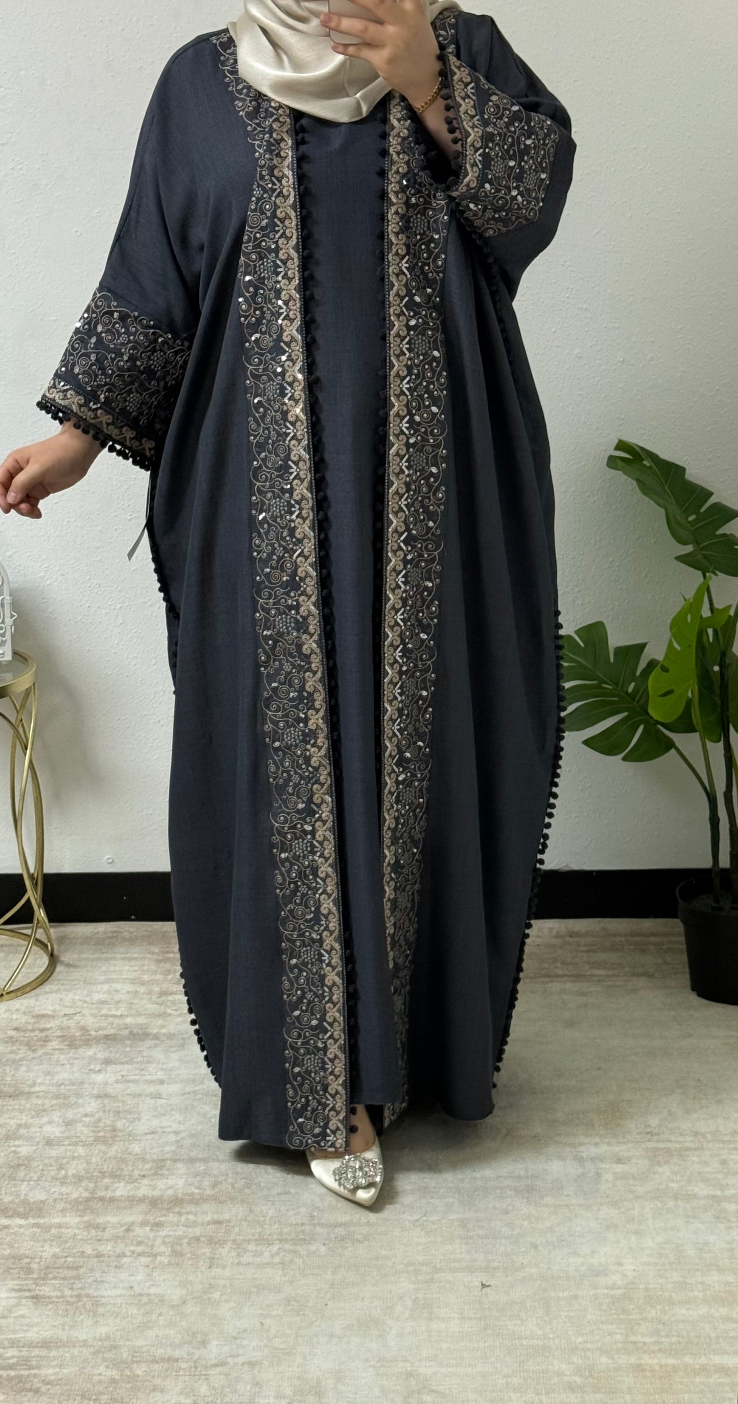 Delicate Thread Work Abaya Set
