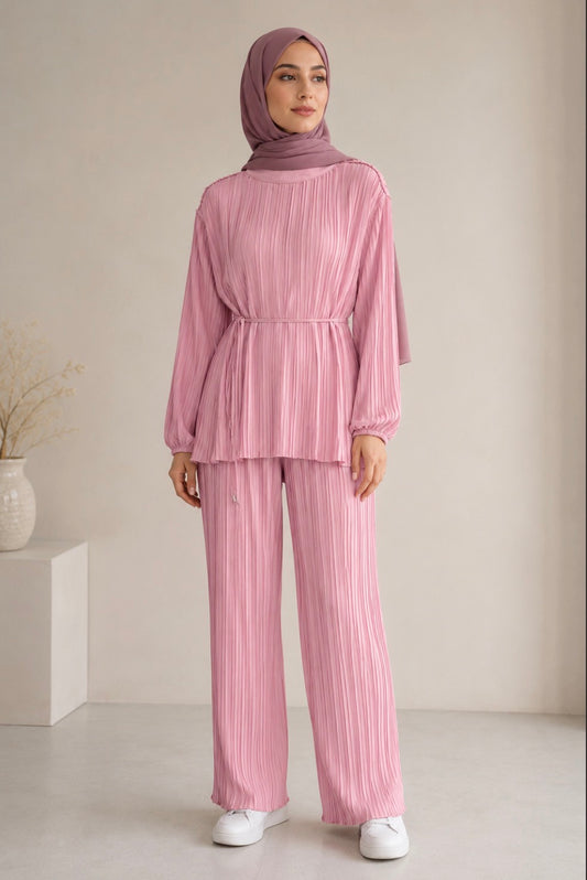 Two-Piece Crinkle Set