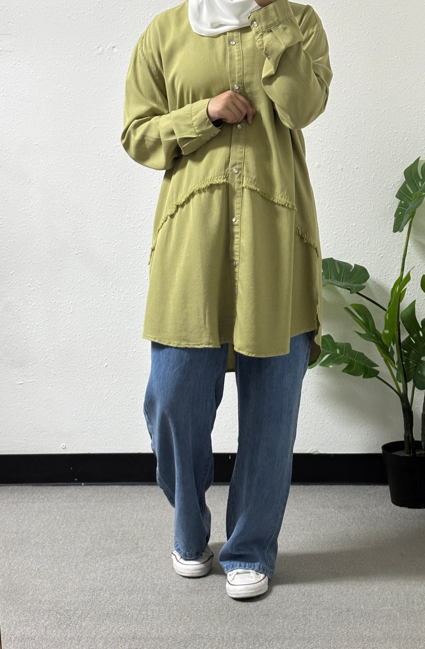 Thread detail plus size shirt