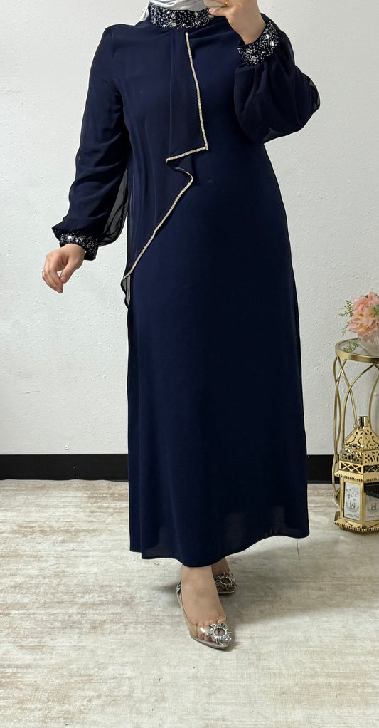 Diamond detailed dress