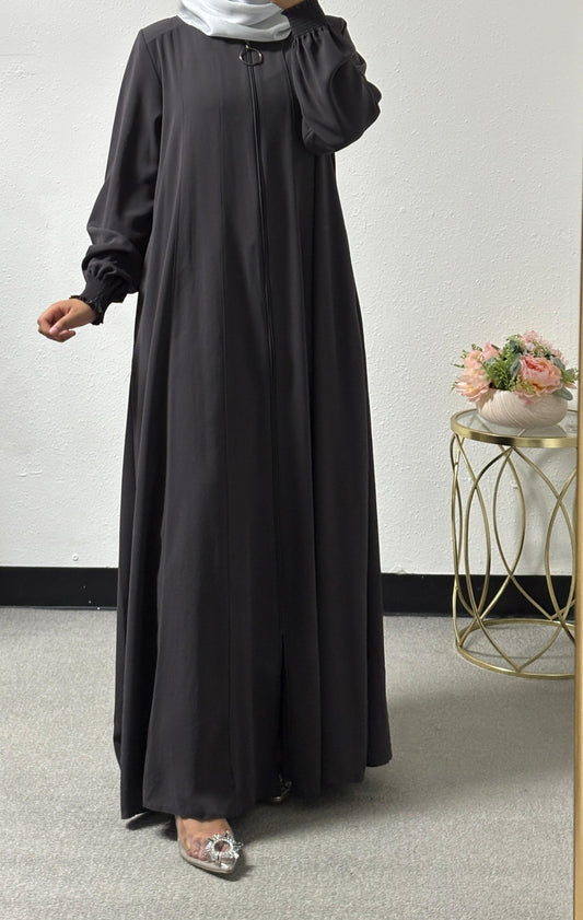 Elegant basic abaya