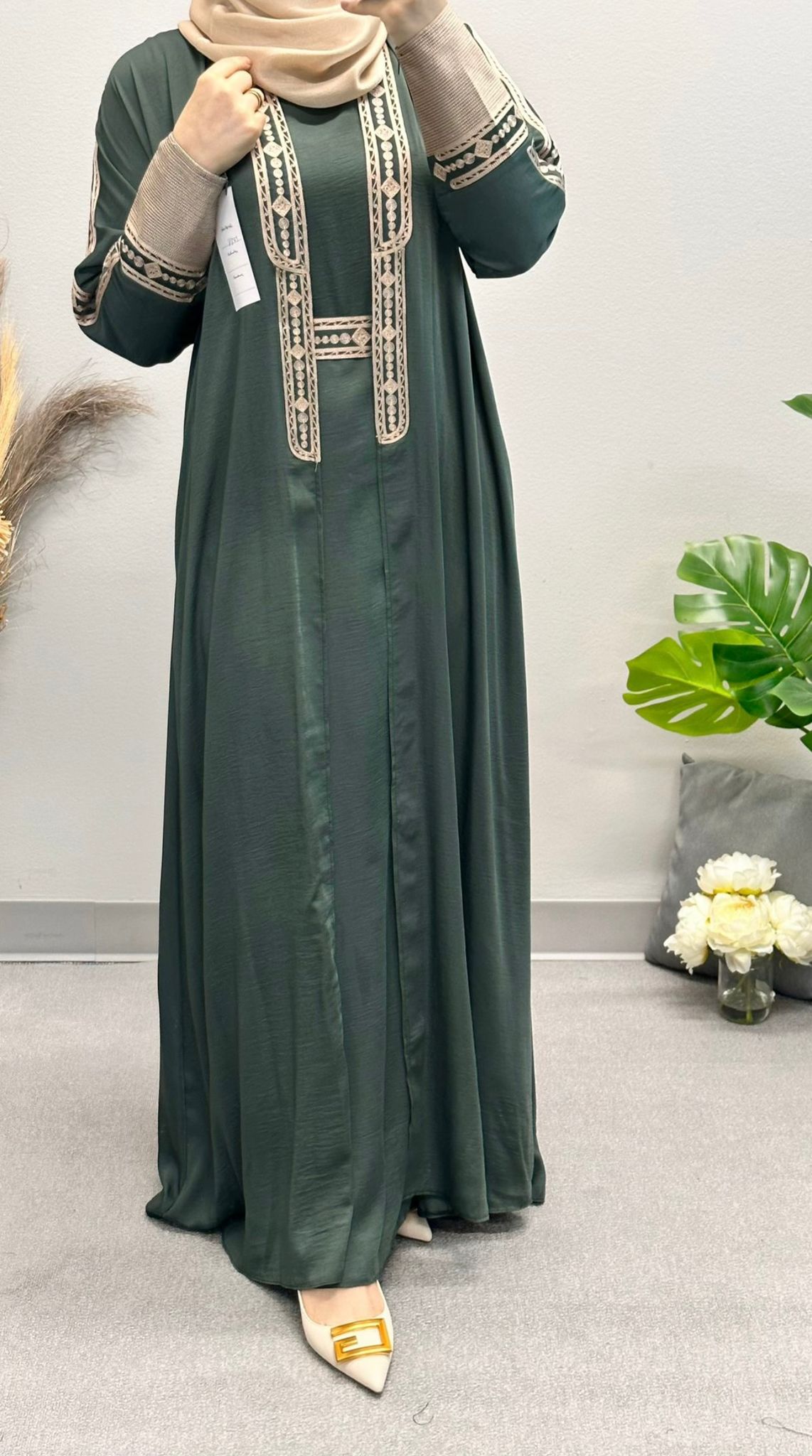 Two piece front embroidered Abaya set