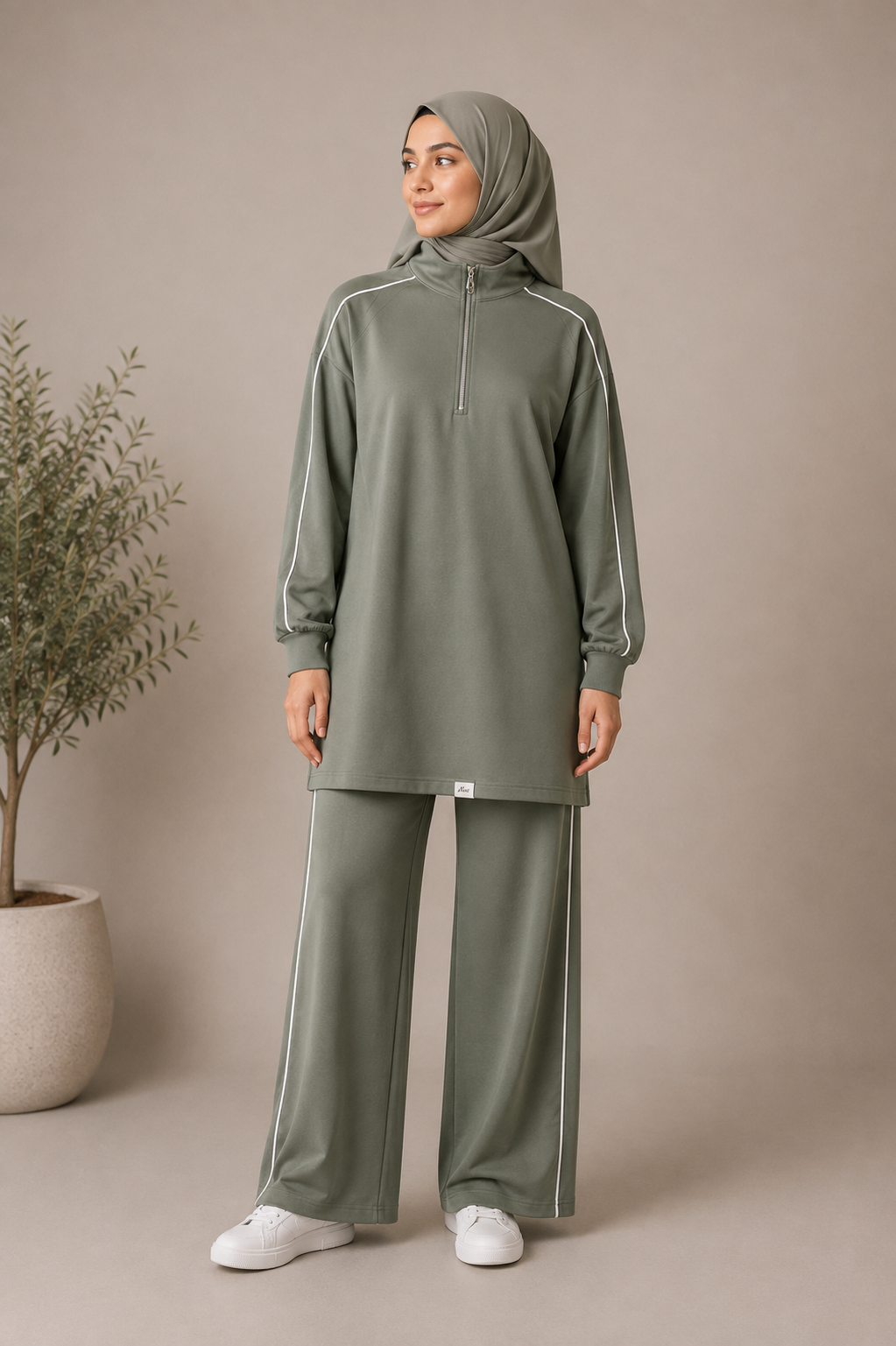 Quarter Zipper Tracksuit