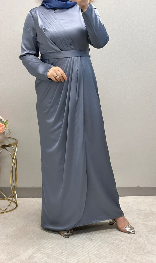 Sophisticated Pleated Satin Formal Dress with Detachable Belt