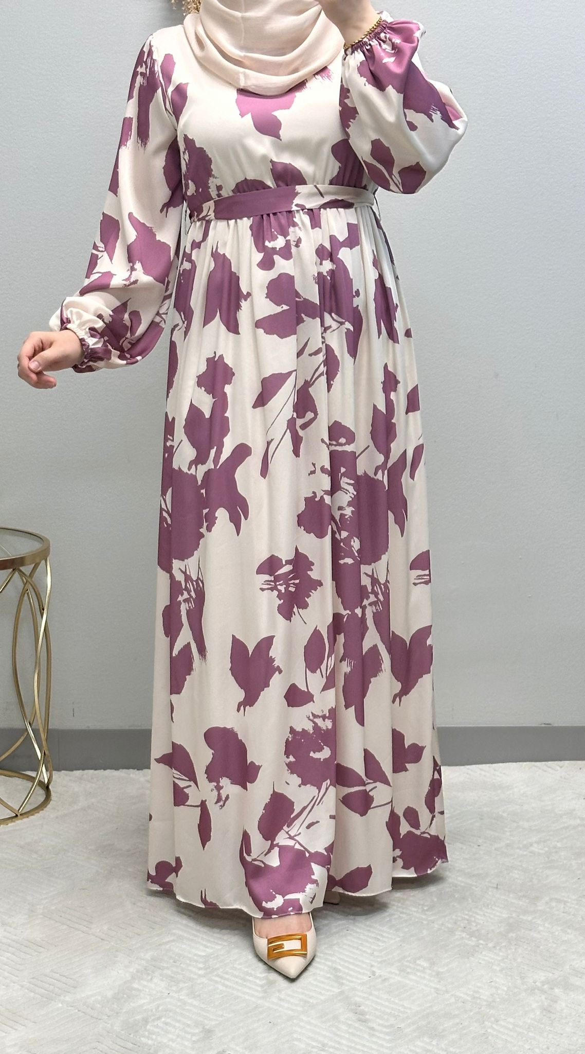 Floral Satin Maxi Dress: Statement Piece