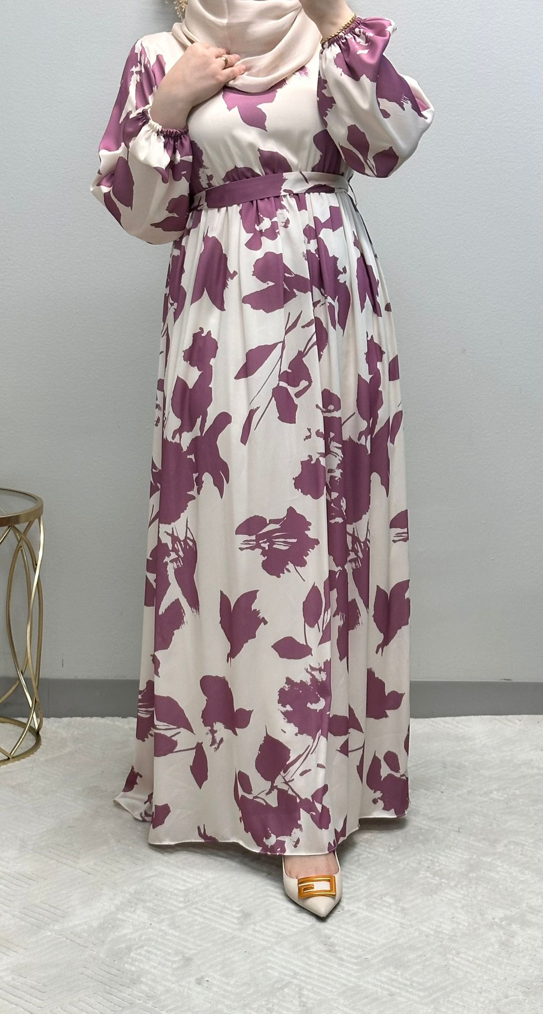 Floral Satin Maxi Dress: Statement Piece