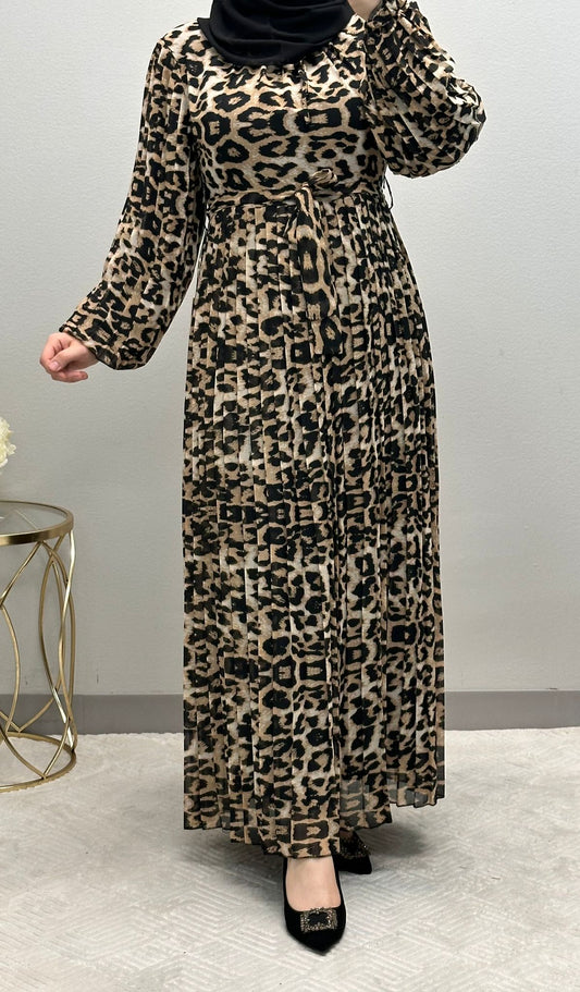 Sophisticated Tiger Print Maxi Dress: Pleated and Belted