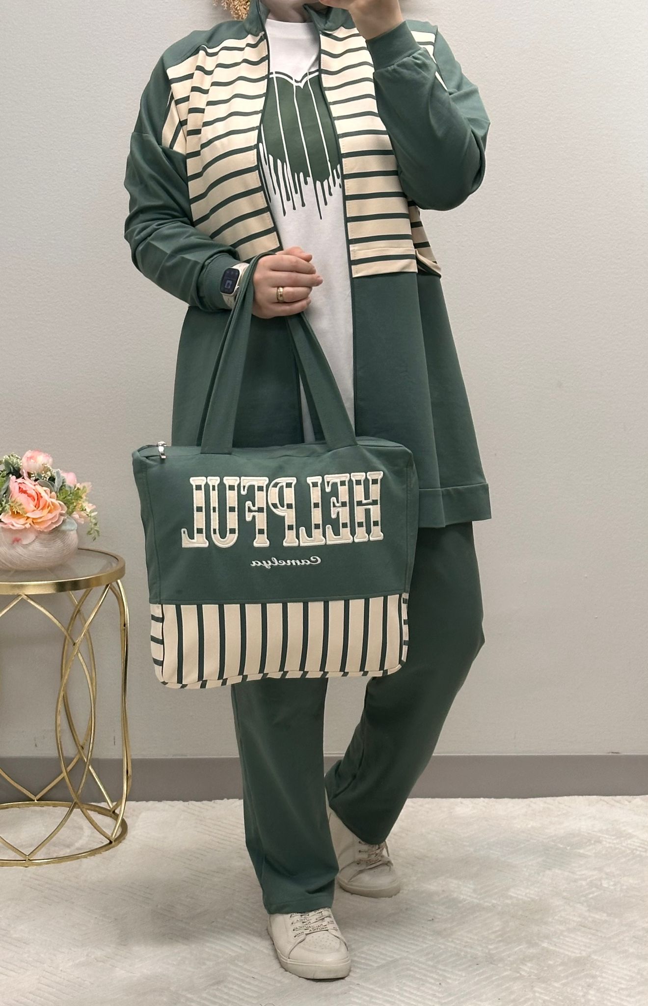 Three-piece tracksuit set with bag