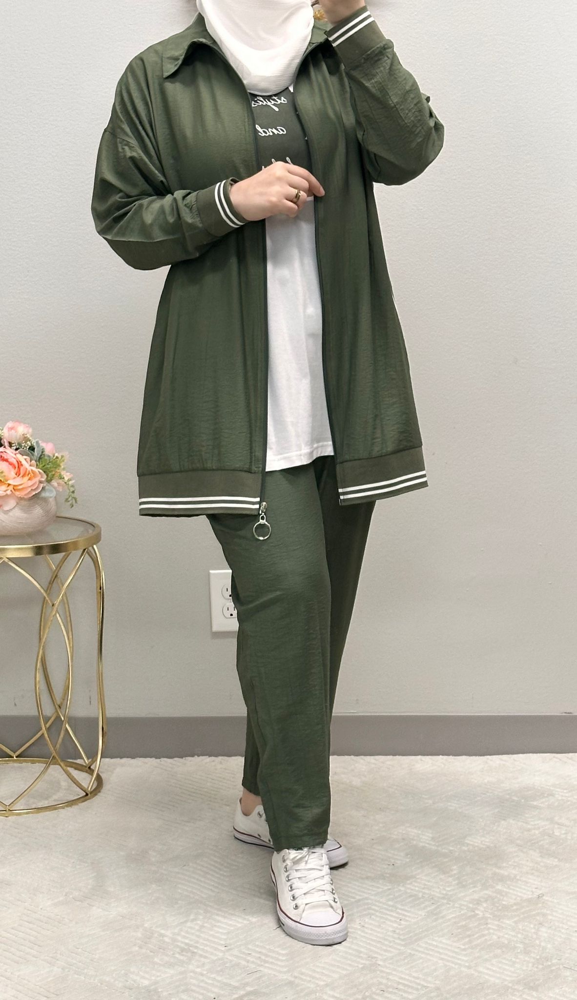 Three-piece tracksuit set