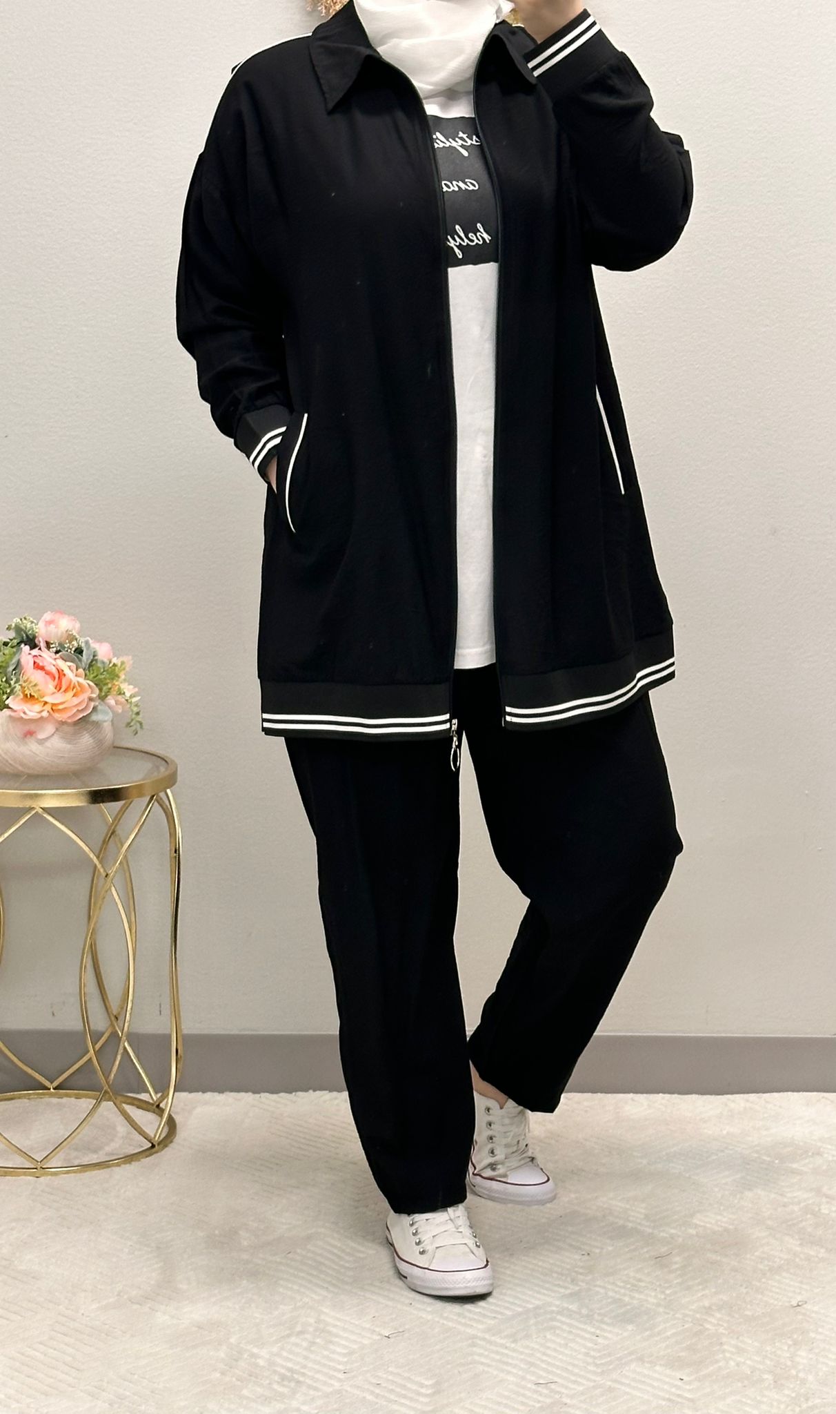 Three-piece tracksuit set