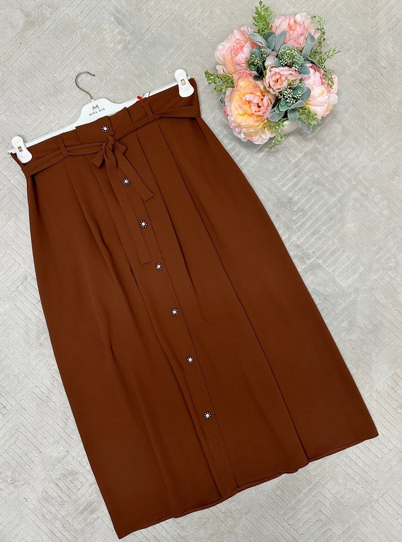 Simply pleated Wide Skirt with Belt (length 37 inch / 95 cm)