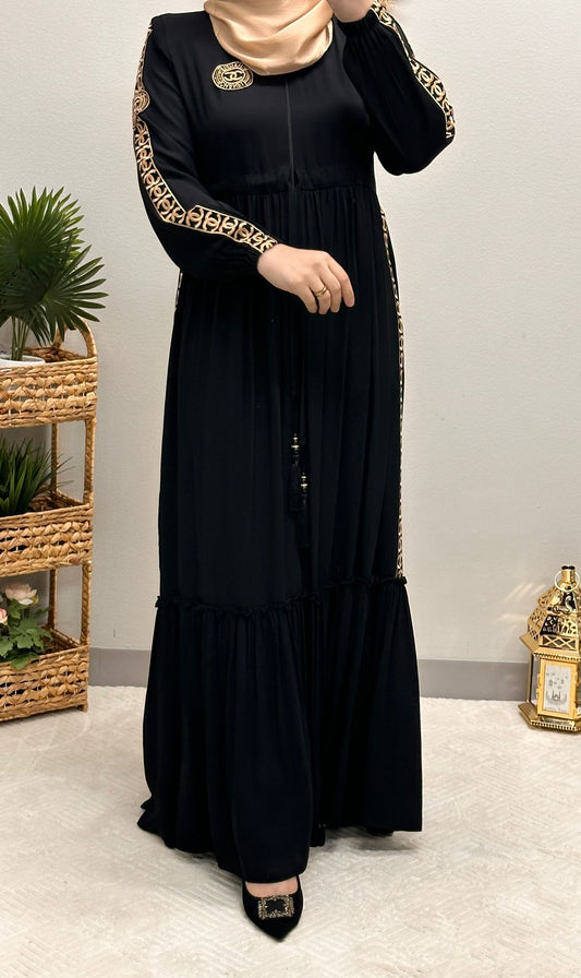 Casual embroidered abaya with belt